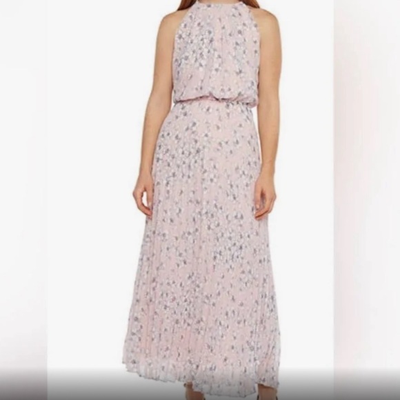 Pink with light grey /white florals, pleated, maxi dress. never worn - Picture 2 of 6